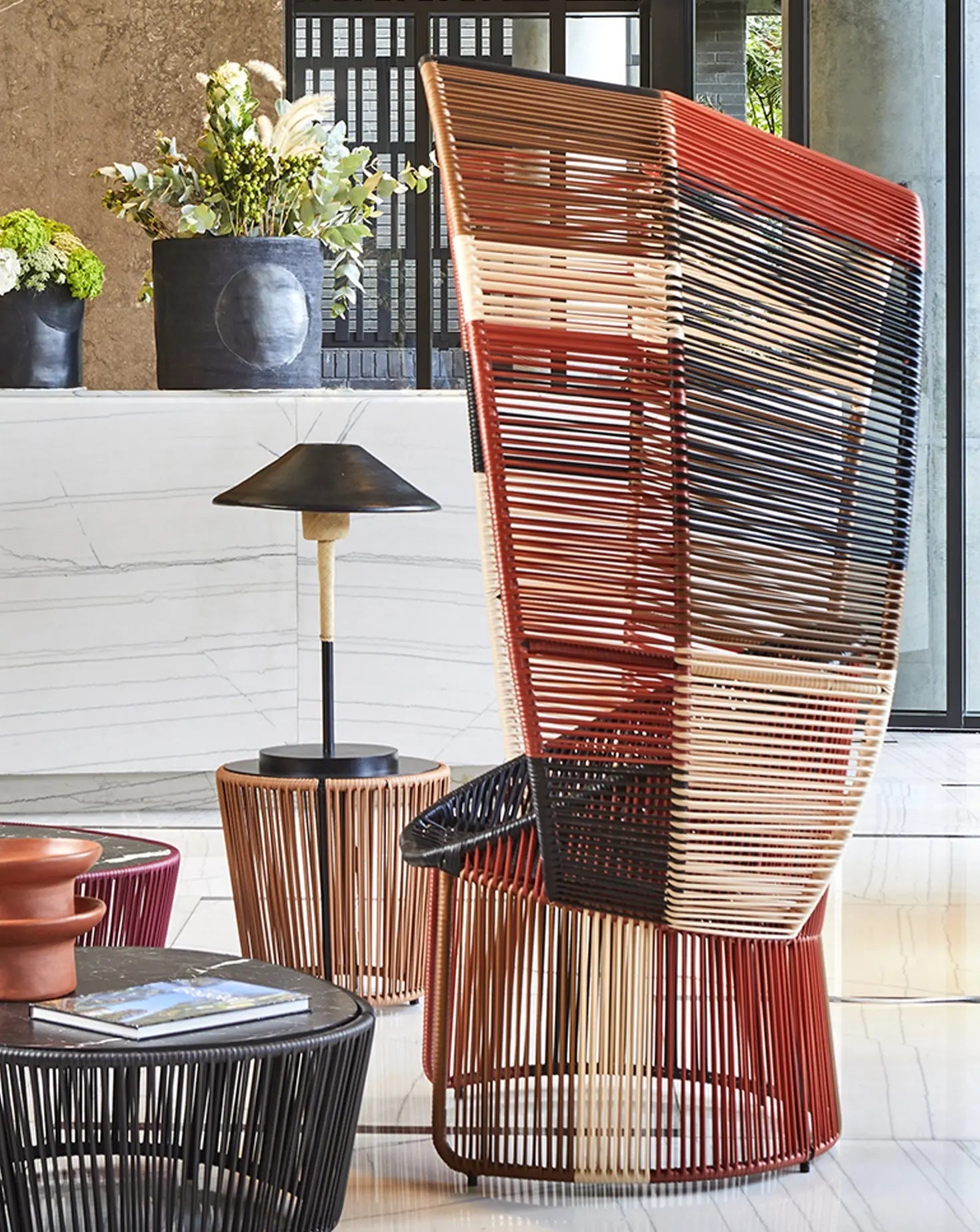 Chaise rouge et jaune Reina de Cartagena
