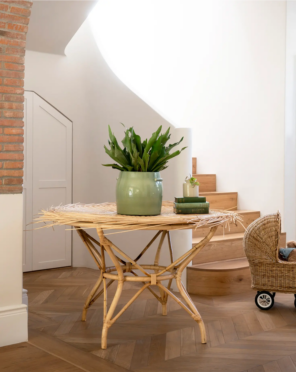 La table en rotin Michael Cox
